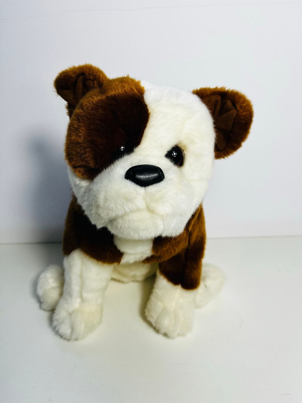 Douglas The Cuddle Toy brown/white Hardy bulldog realistic plush 14"